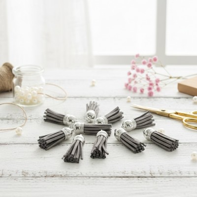 Кисточки замшевые для творчества и украшений (3.8 см, 10 шт.) - серый/серебро