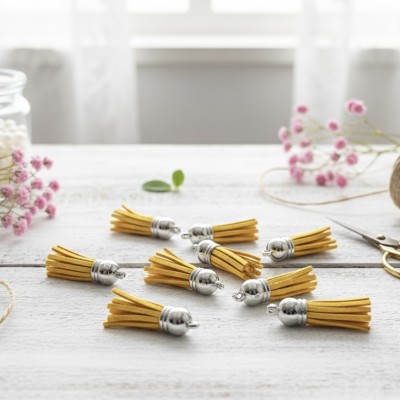 Кисточки замшевые для творчества и украшений (3.8 см, 10 шт.) - желтый/серебро