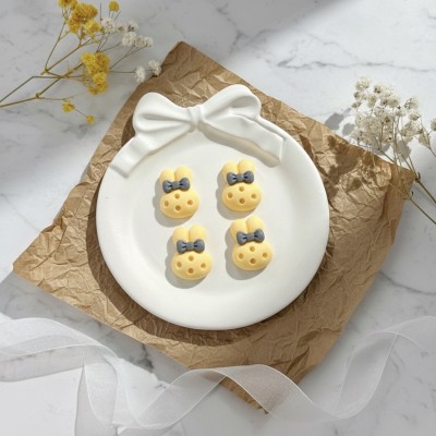 Кабошоны акриловые "Зайчики с бантиком" для рукоделия и декора - набор 4 шт (желтые)