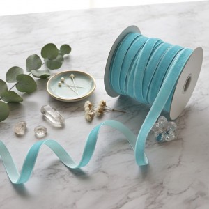 Бархатная лента 1 см