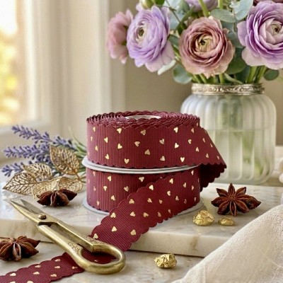 Лента репсовая с золотым тиснением «Сердца» (ширина 22 мм), бордовая (1 м)