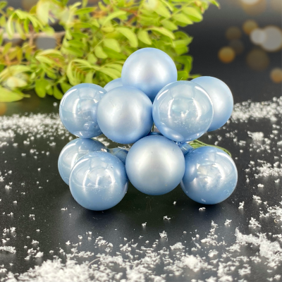 Декор новогодний шары на проволоке голубые (10 шт)