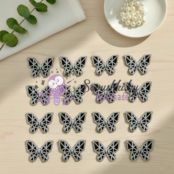 Декоративные элементы (патчи-вырубка) «Бабочки» — набор 10 шт (серебро)
